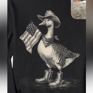 Graphic Duck Crewneck with American Flag